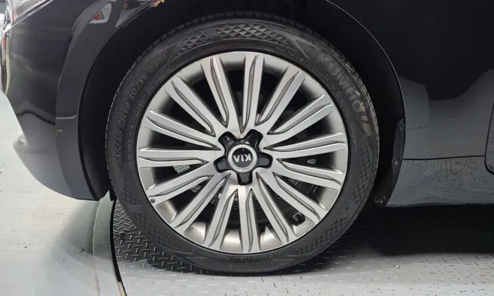 Kia K9