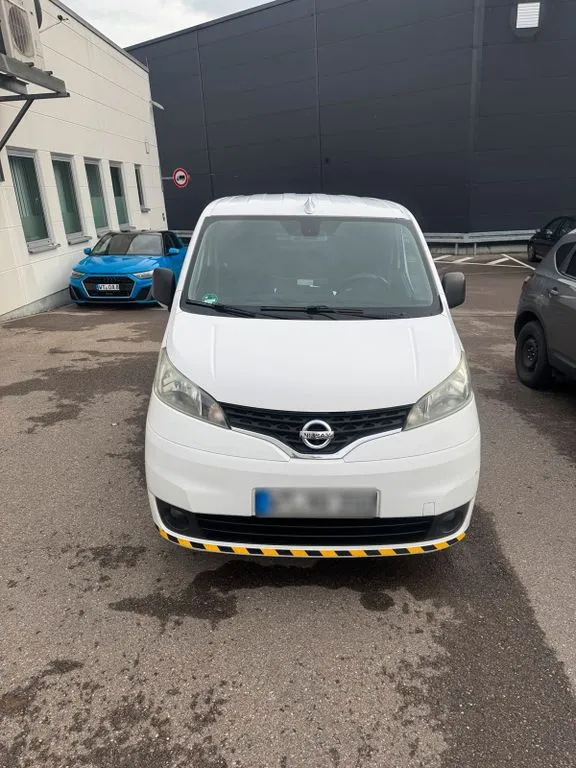 Nissan e-NV200