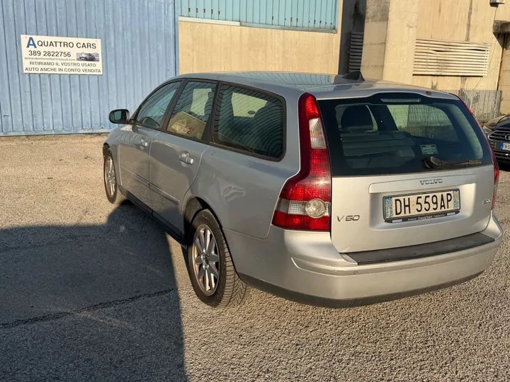 Volvo V50