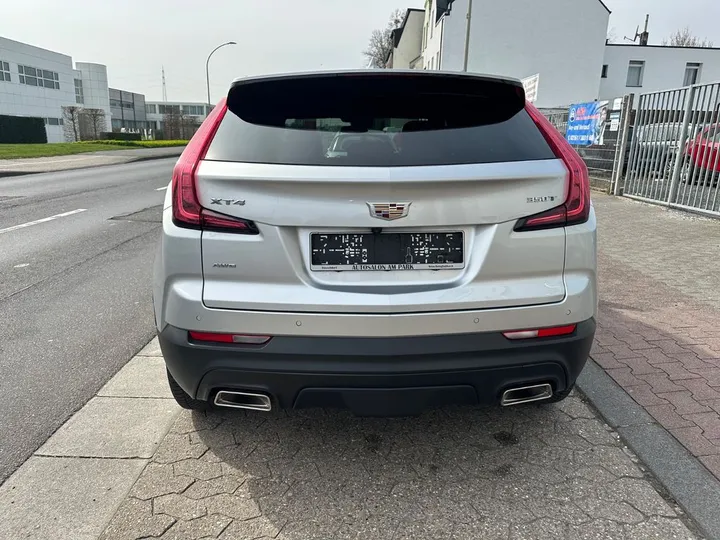 Cadillac XT4
