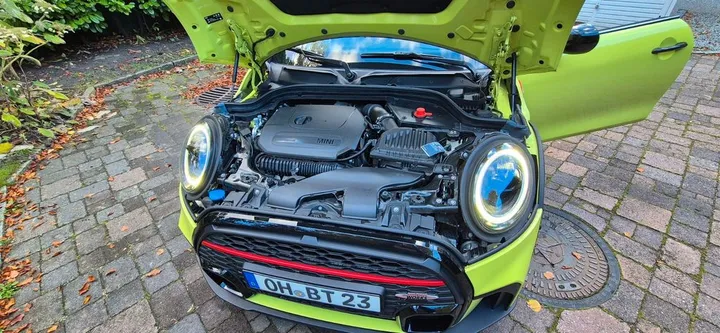 MINI John Cooper Works Cabrio