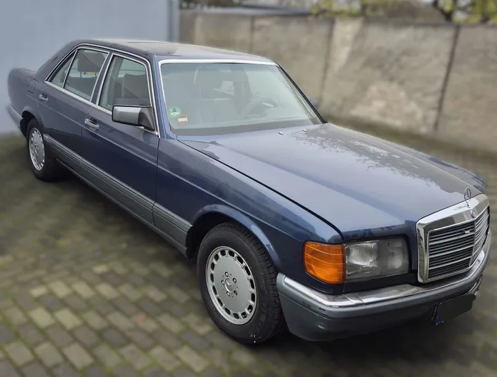 Mercedes-Benz 300