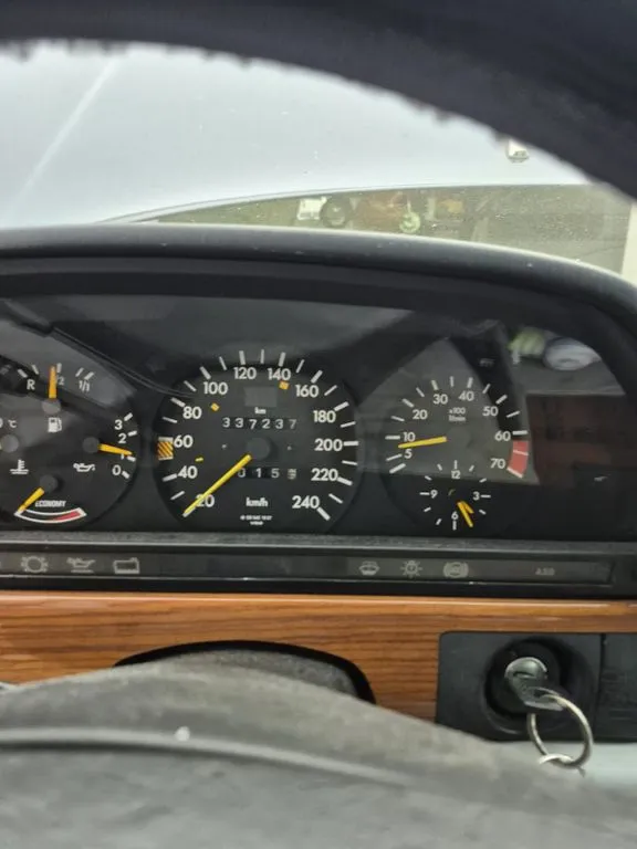 Mercedes-Benz 300