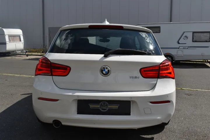 BMW 118
