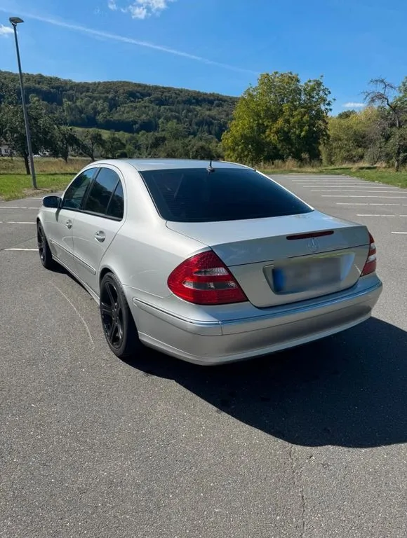 Mercedes-Benz E 350