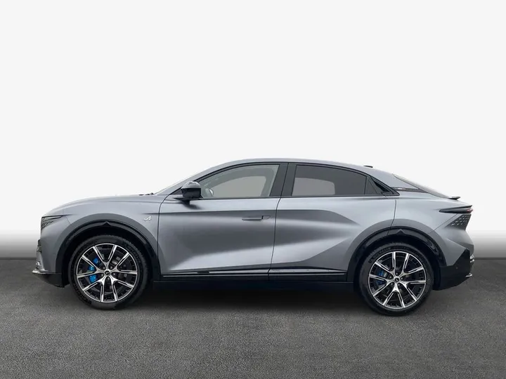 Alpine A390
