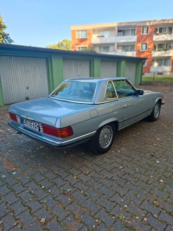 Mercedes-Benz SL 380