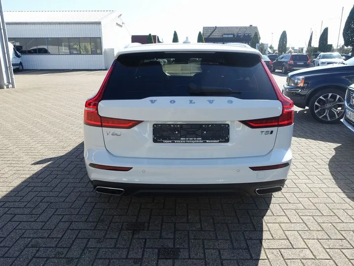 Volvo V60 Cross Country