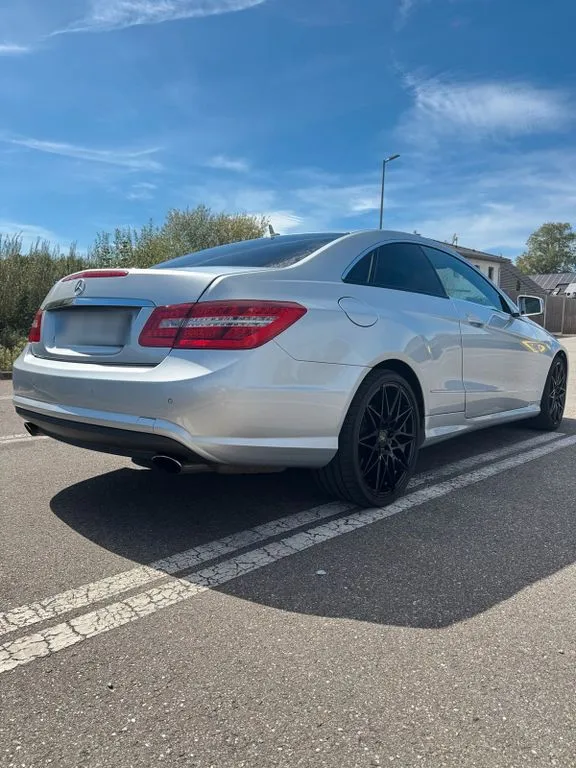 Mercedes-Benz E 350