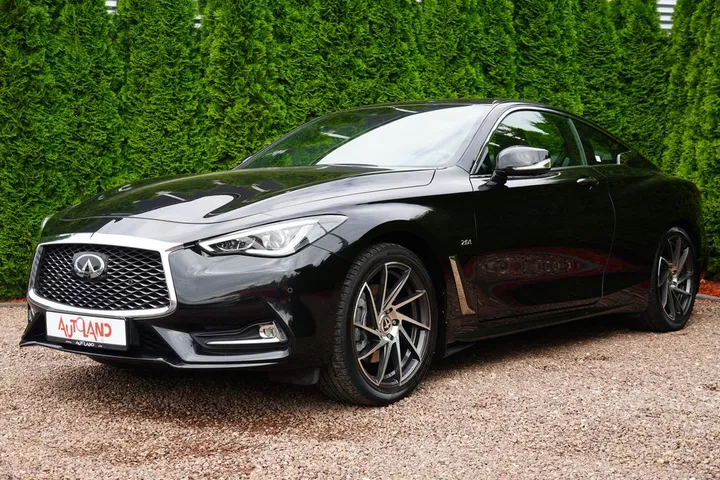 Infiniti Q60