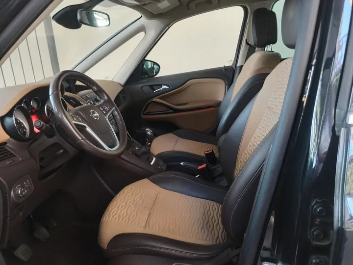 Opel Zafira Tourer