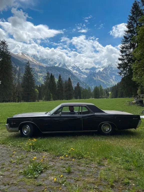 Lincoln Continental