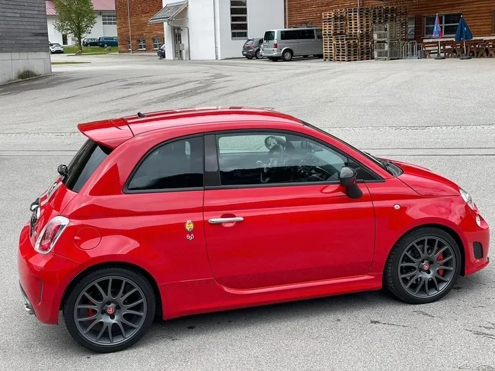 Abarth 695