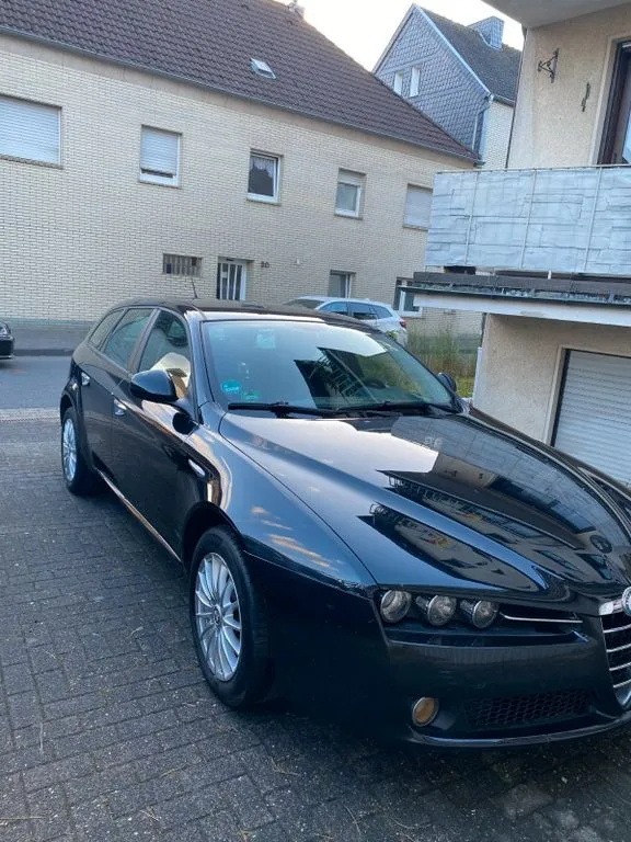 Alfa Romeo 159