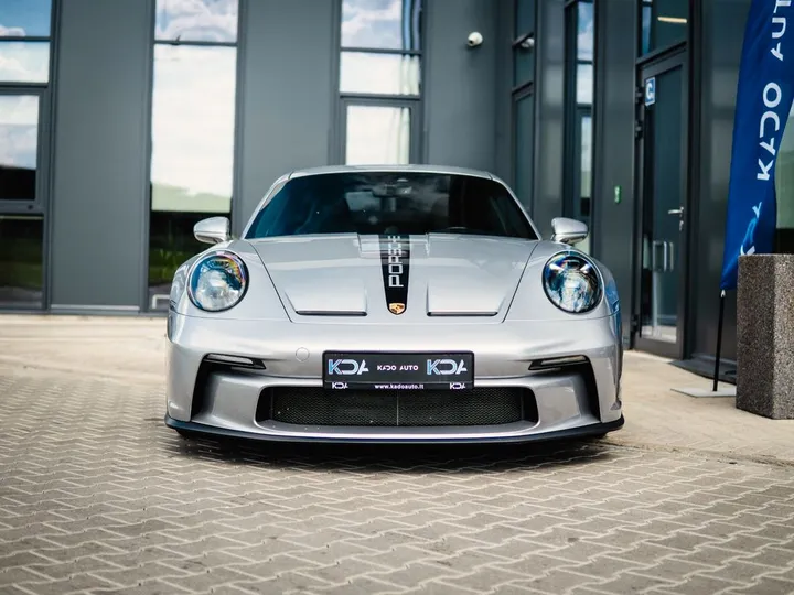 Porsche 992