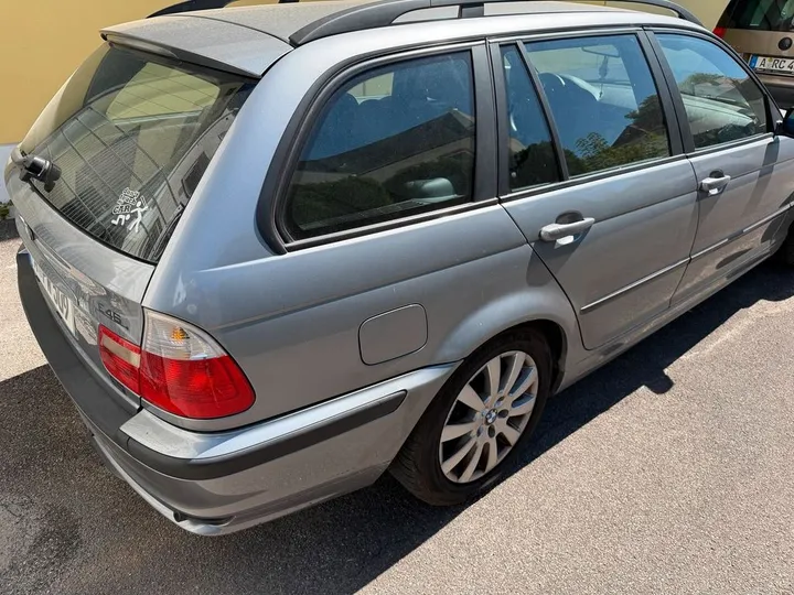 BMW 320