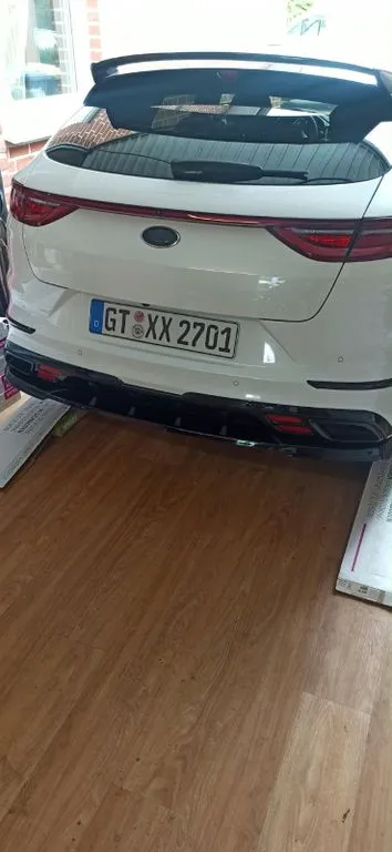 Kia pro cee'd / ProCeed