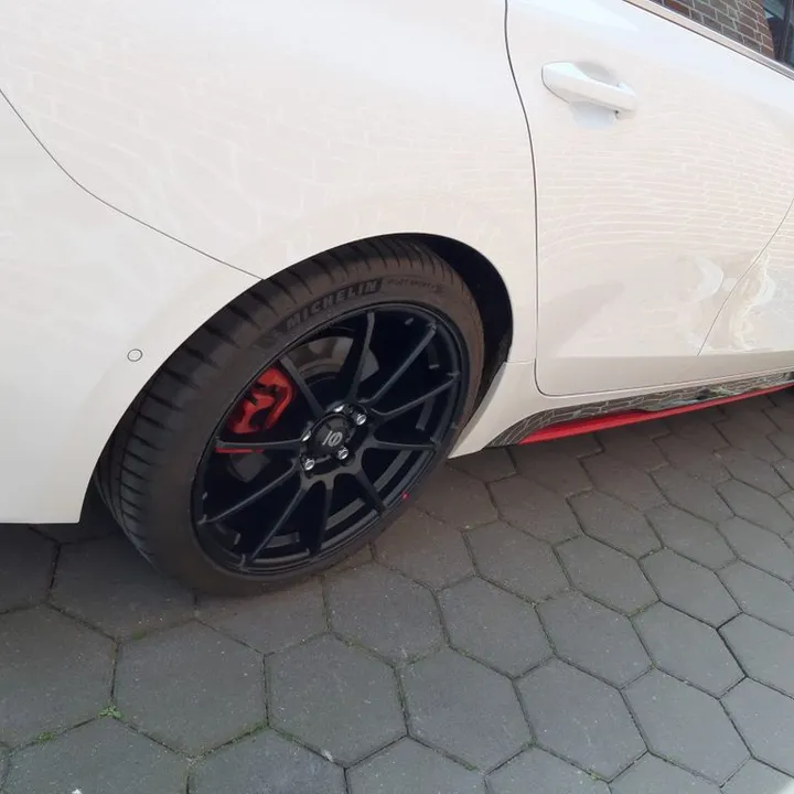 Kia pro cee'd / ProCeed