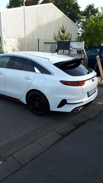 Kia pro cee'd / ProCeed