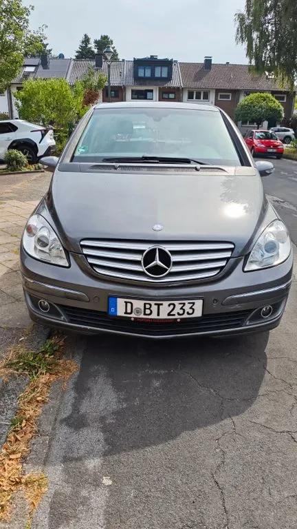 Mercedes-Benz B 170