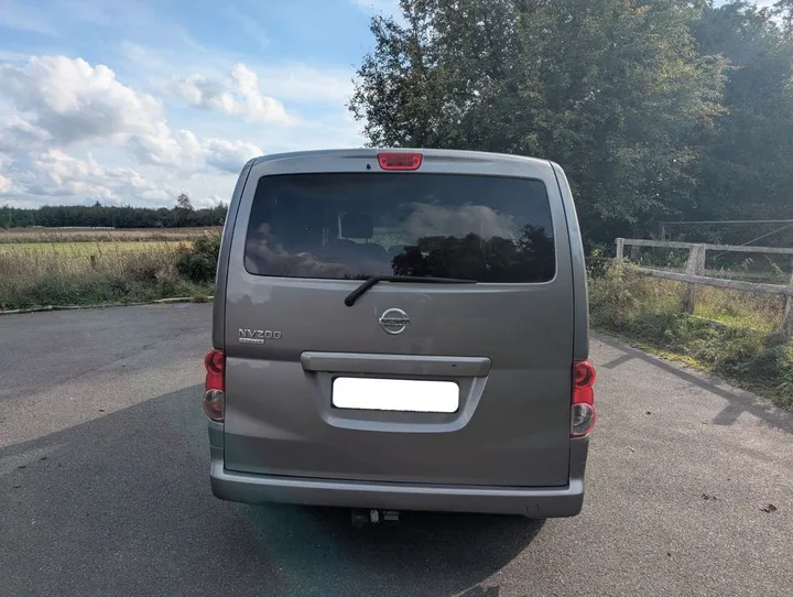 Nissan NV200