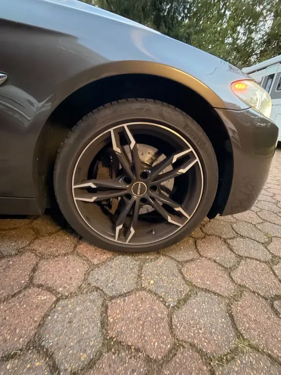 BMW 525