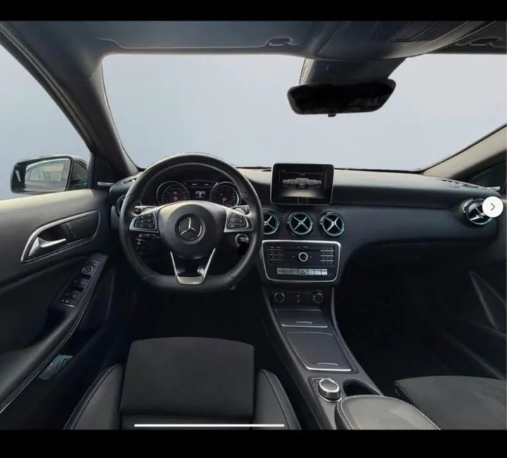 Mercedes-Benz A 250