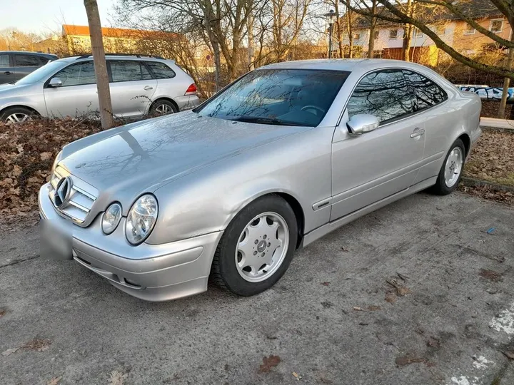 Mercedes-Benz CLK 200