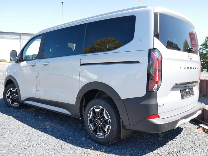 Ford Tourneo Custom