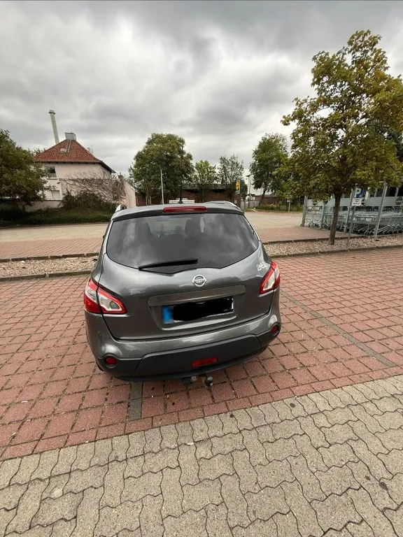 Nissan Qashqai+2