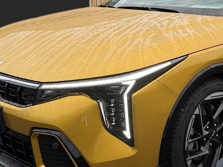 Kia K4