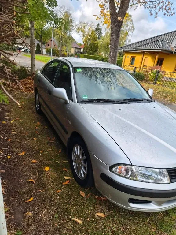 Mitsubishi Carisma