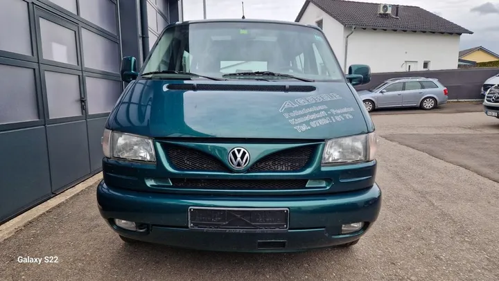 Volkswagen T4 Caravelle
