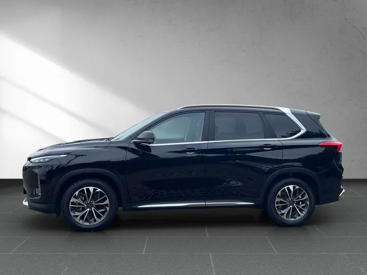 Maxus Euniq 6