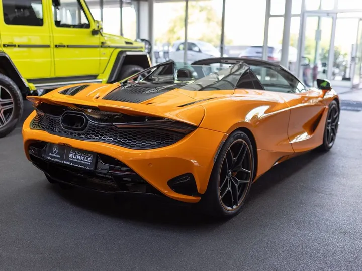 McLaren 750S
