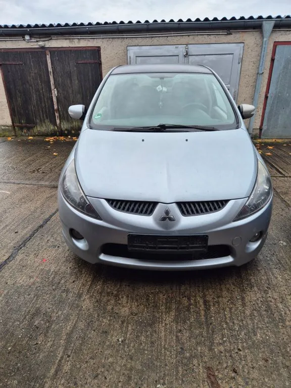 Mitsubishi Grandis