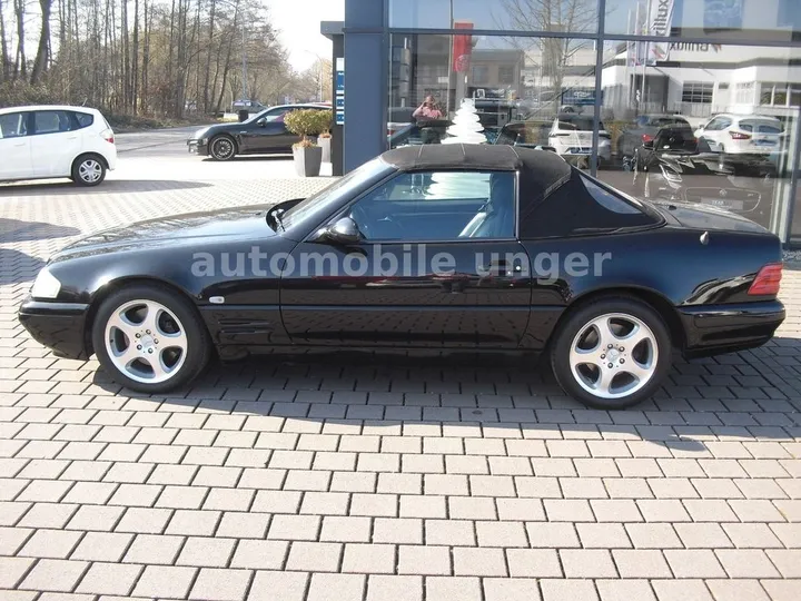 Mercedes-Benz SL 320