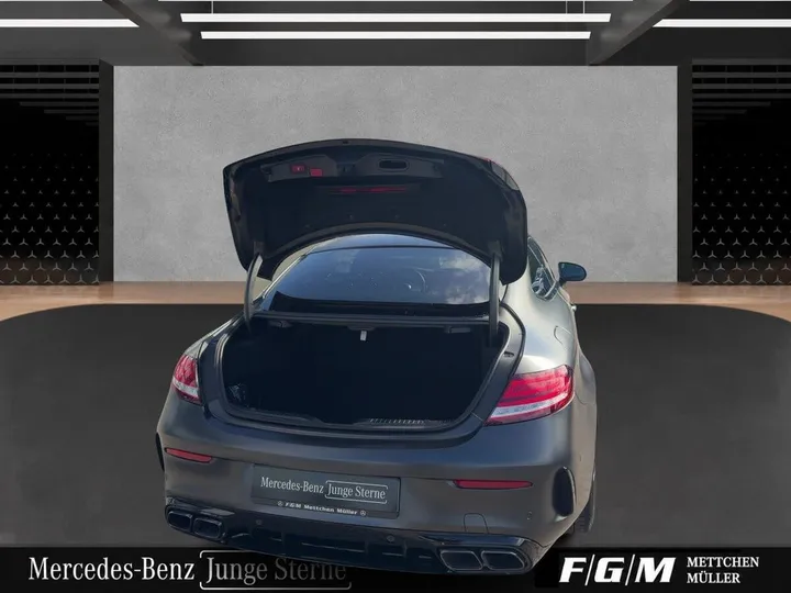 Mercedes-Benz C 63 AMG