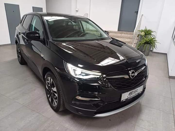 Opel Grandland (X)