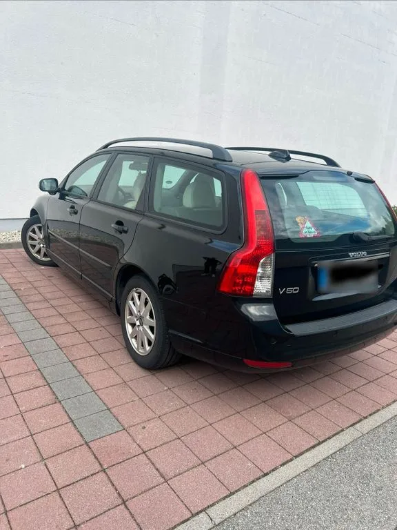 Volvo V50