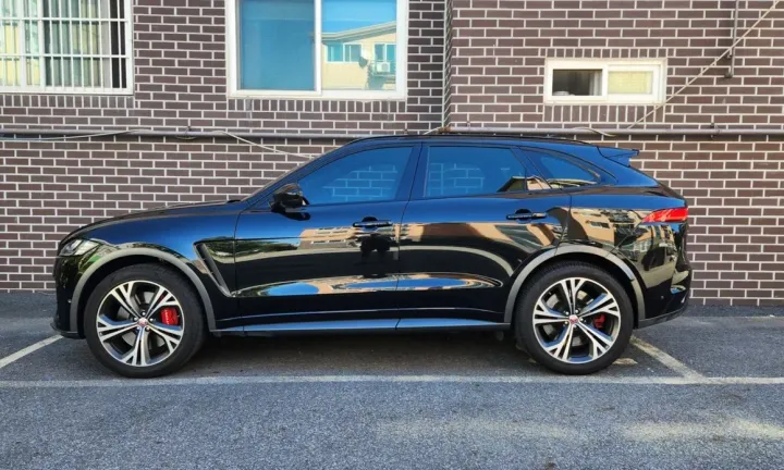 Jaguar F-PACE