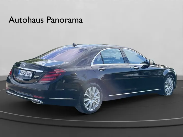 Mercedes-Benz S 560