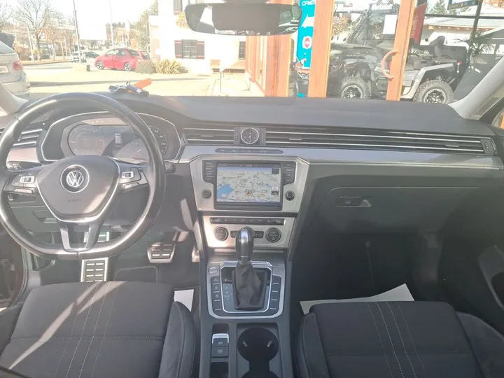 Volkswagen Passat Alltrack