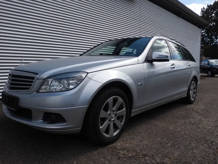 Mercedes-Benz C 200