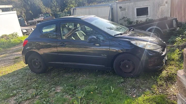 Peugeot 207