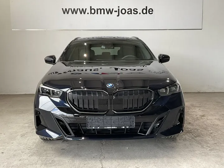 BMW 550