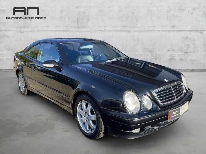 Mercedes-Benz CLK 200