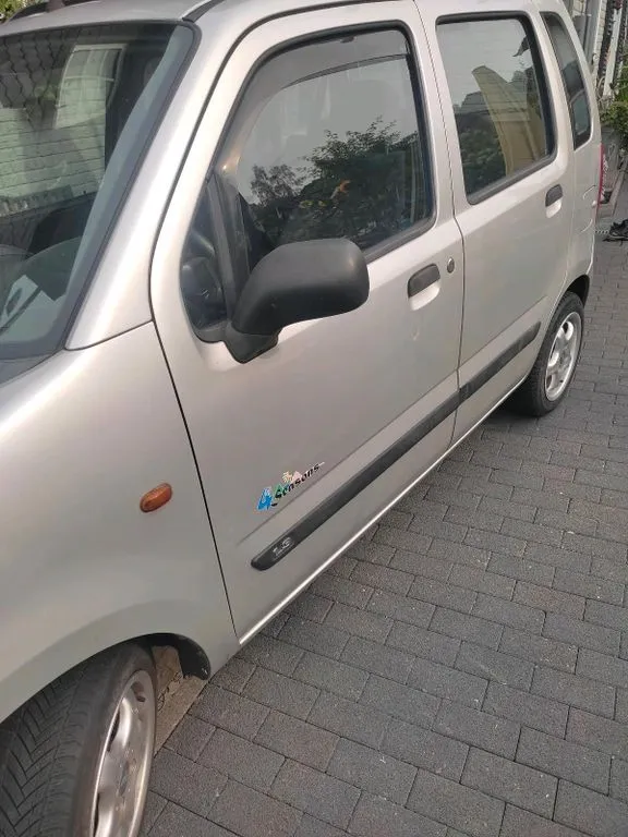 Suzuki Wagon R+