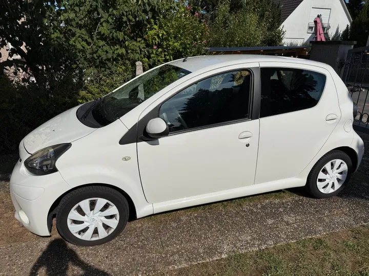 Toyota Aygo (X)