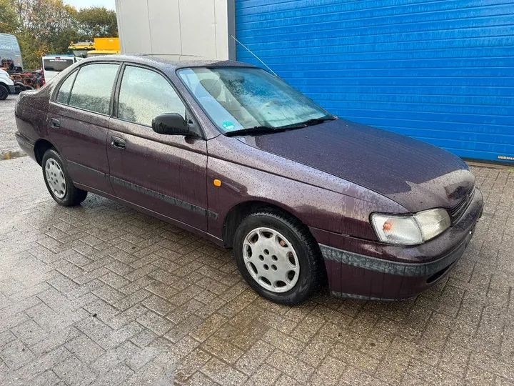 Toyota Carina
